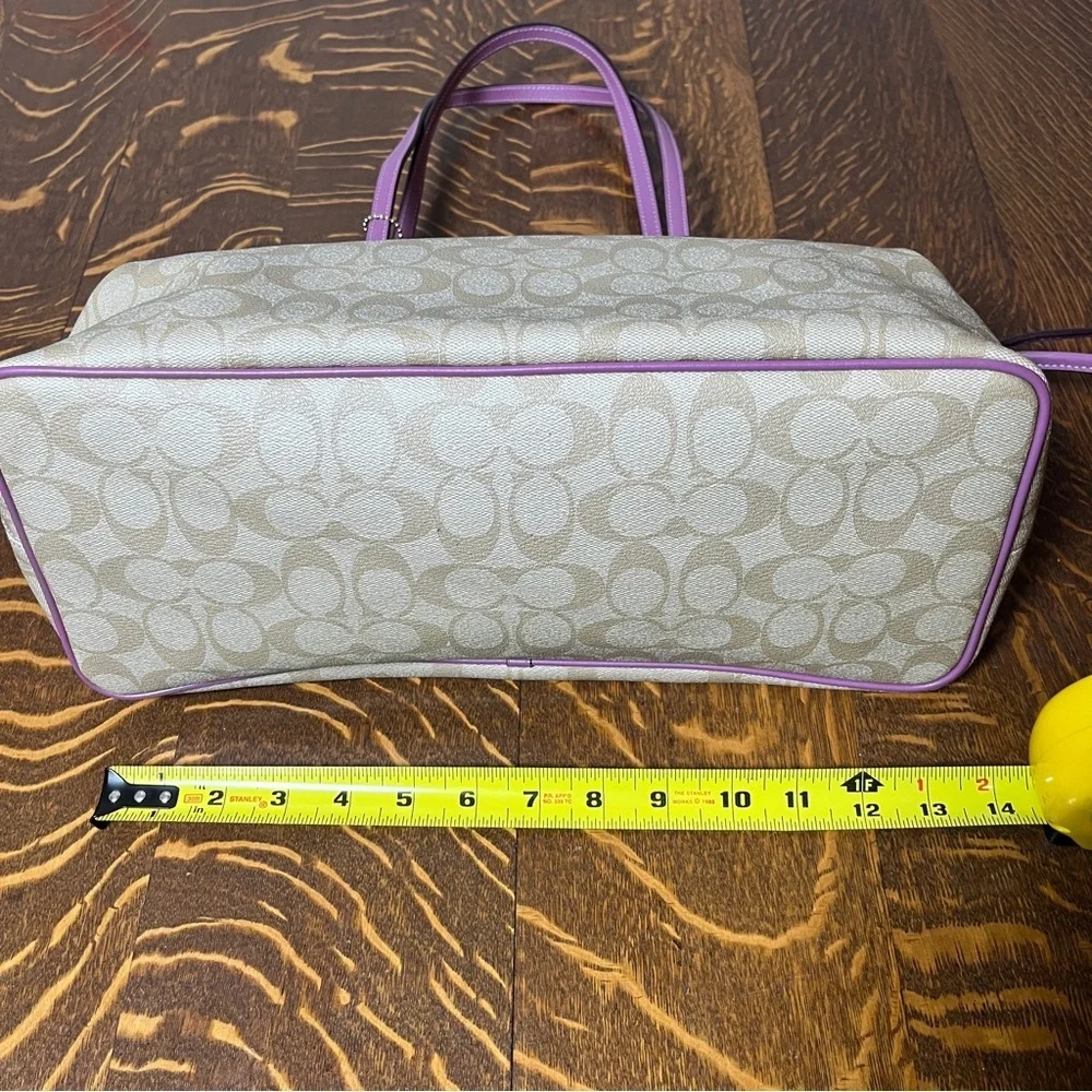 Coach Beige Signature C Coated Canvas With Purple Leather Drawstrings Carryall